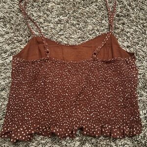 brown flowery top from pacsun! never worn & no stains or anything , send offers!